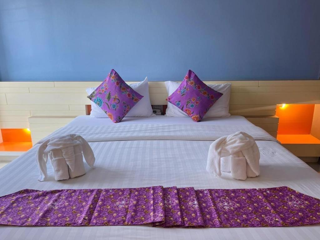 Na Tubthieng Boutique Resort Trang Ngoại thất bức ảnh