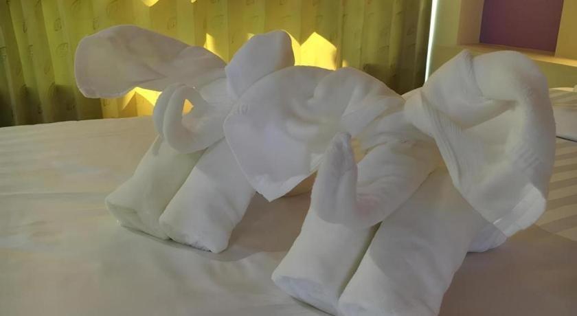 Na Tubthieng Boutique Resort Trang Ngoại thất bức ảnh